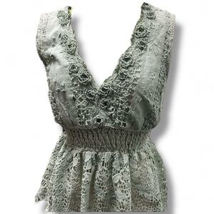 NWT Beatnik Philosophy Top France green M top beautiful beading & lace appliqué‎